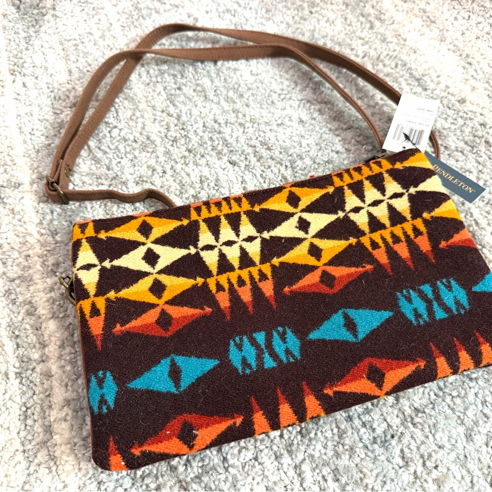 Pendleton Geometric Pattern Clutch In Brown And B… - image 4